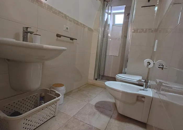 Pied-a-terre 13 Apartment *